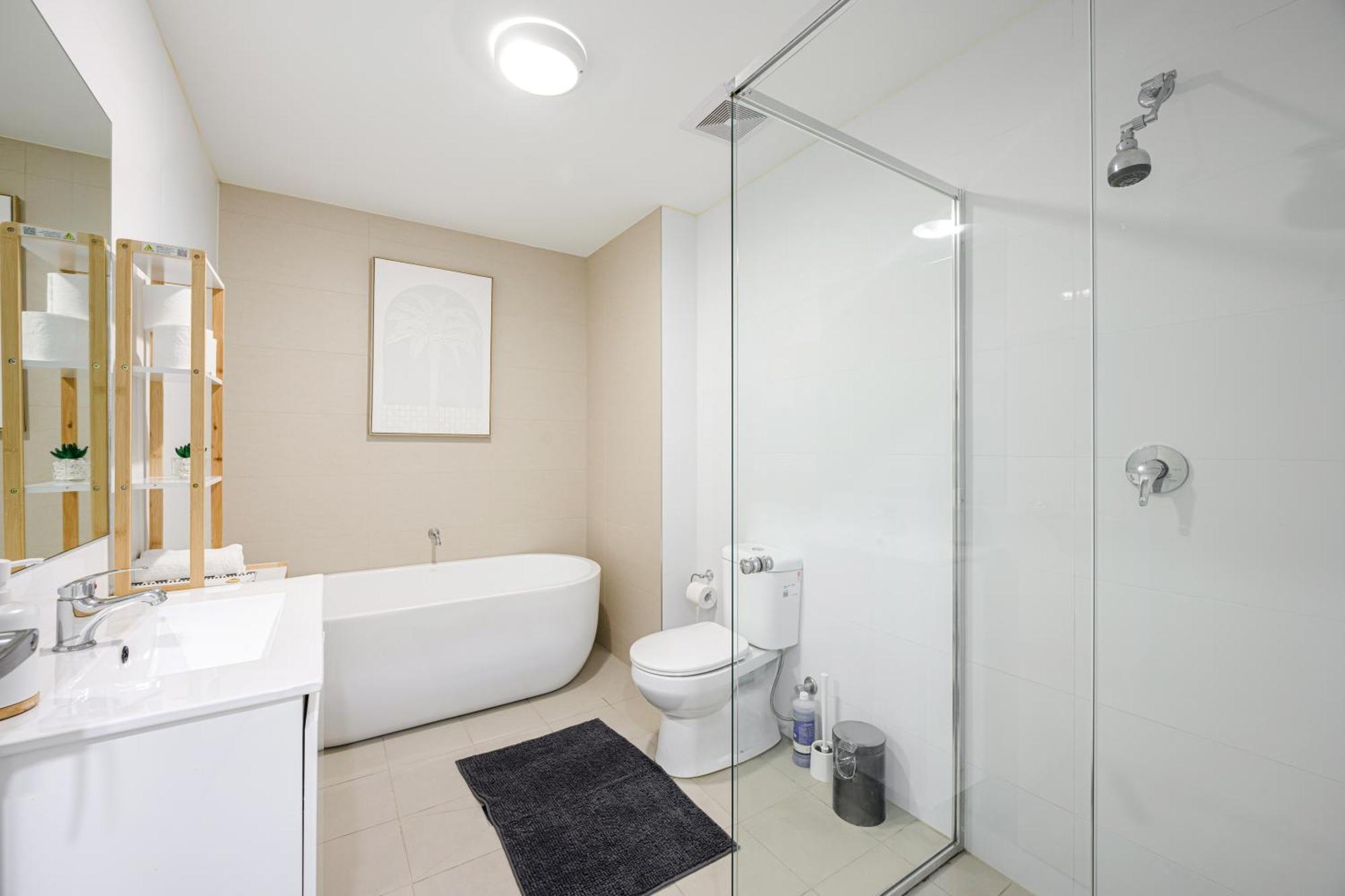 Liverpool Adorable 2Br Apt With Free Parking Warwick Farm Dış mekan fotoğraf